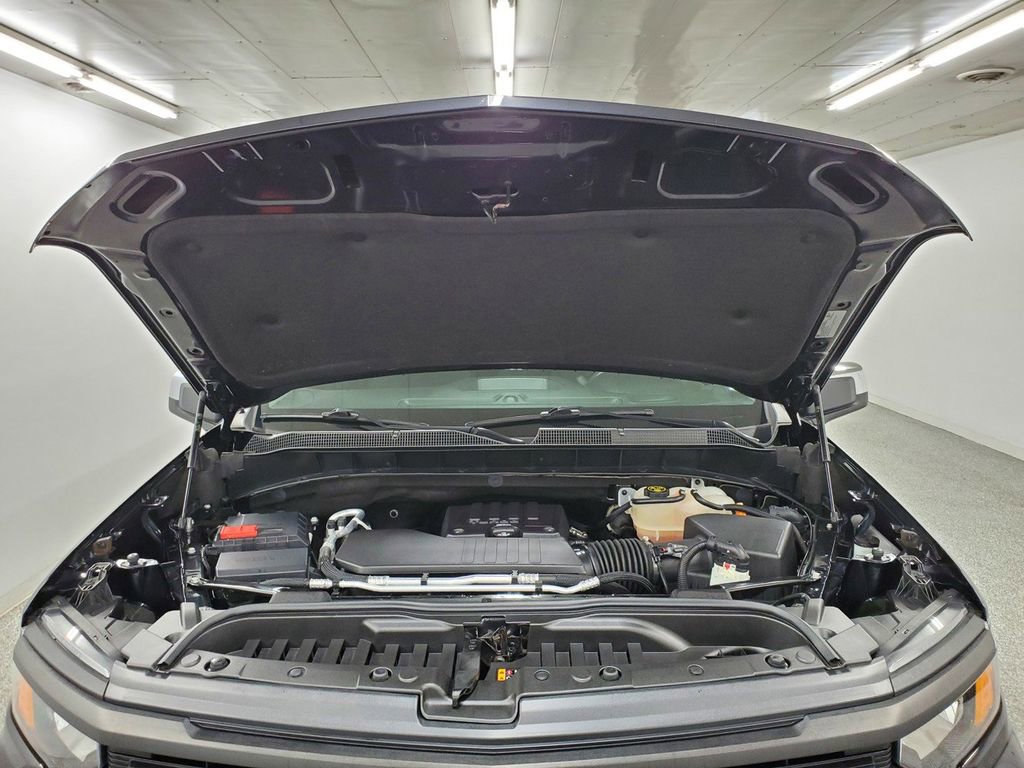 Used 2022 Chevrolet Silverado 1500 Custom image 11