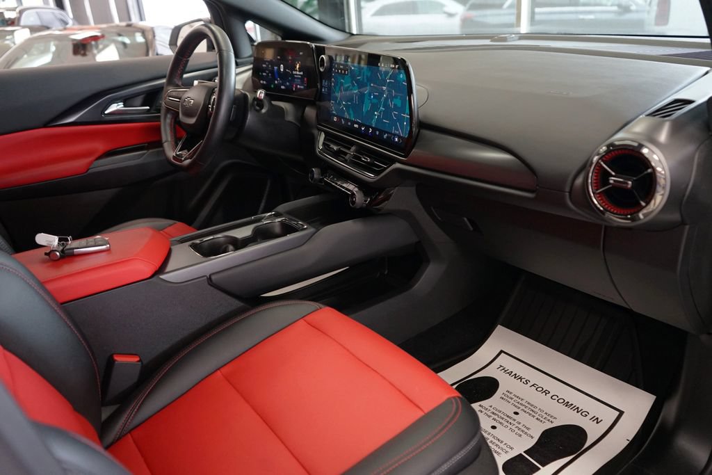 Used 2024 Chevrolet Equinox EV RS FWD image 55