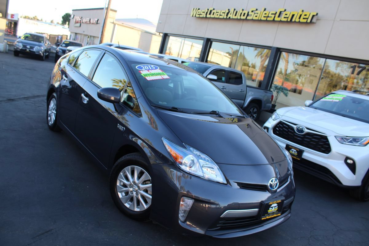 Used 2015 Toyota Prius Prime Plug-In Hybrid FWD image 36
