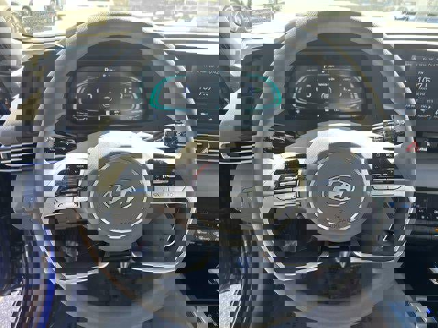 New 2025 Hyundai Elantra Blue image 47