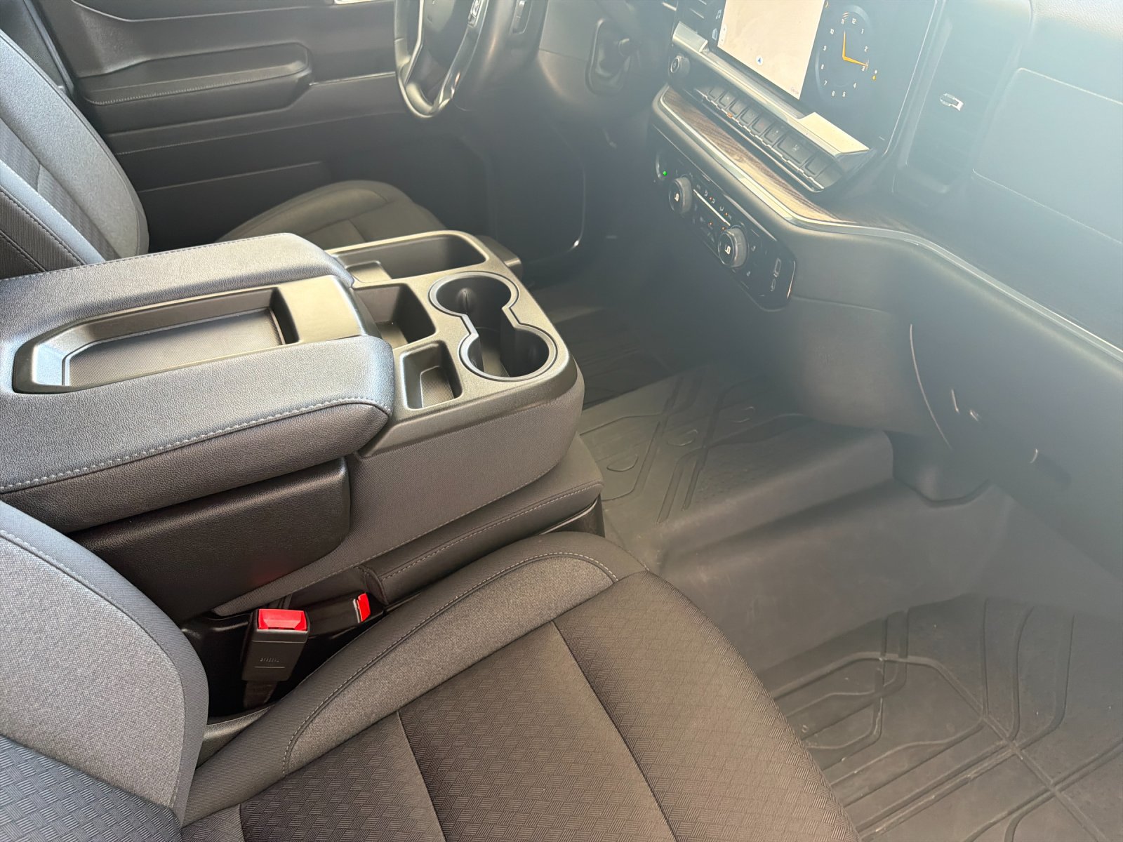 Used 2023 Chevrolet Silverado 1500 RST w/ LPO, Dark Essentials Package AWD/4WD image 16
