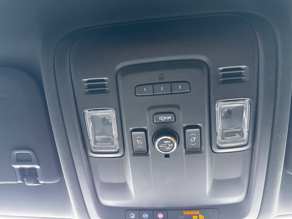 Used 2021 Chevrolet Tahoe Premier AWD/4WD image 43