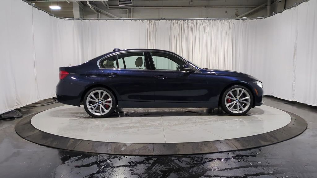 Used 2016 BMW 340i xDrive 340i xDrive image 11