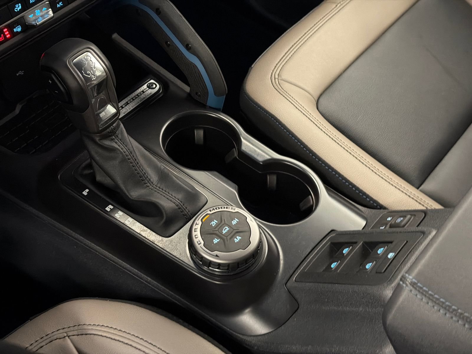 Used 2024 Ford Bronco Wildtrak image 29