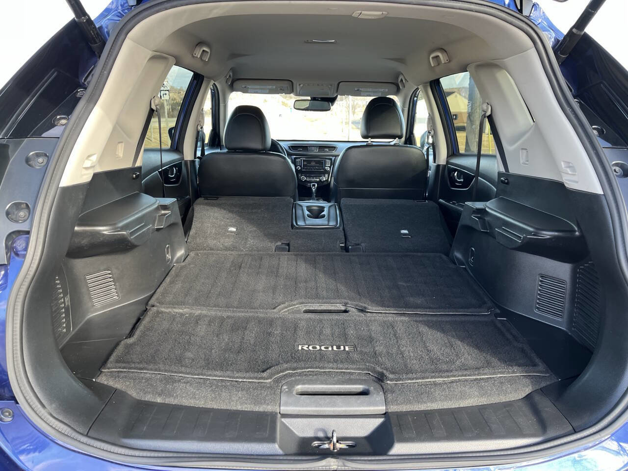 Used 2020 Nissan Rogue SL AWD/4WD image 31