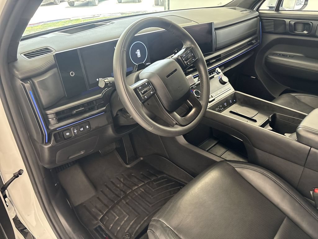 Used 2024 Hyundai Santa Fe Calligraphy FWD image 10