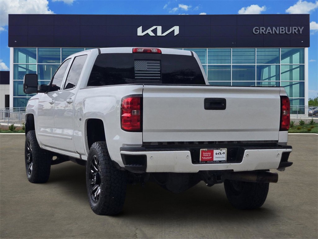 Used 2019 Chevrolet Silverado 2500 High Country w/ Duramax Plus Package image 4