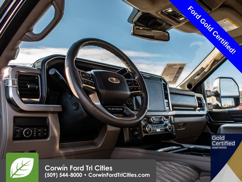 Used 2025 Ford F450 Platinum w/ Platinum Plus Package image 19