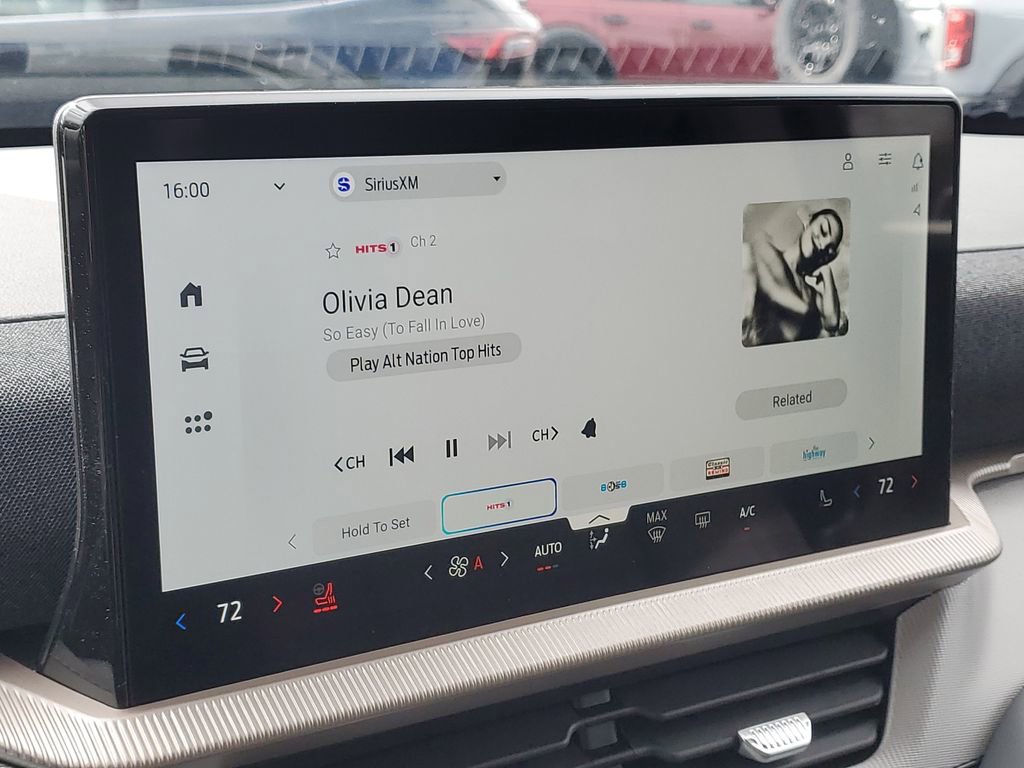 New 2026 Ford Explorer Active AWD/4WD image 15