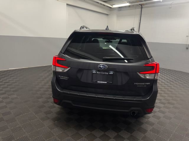 Used 2023 Subaru Forester Limited AWD/4WD image 6
