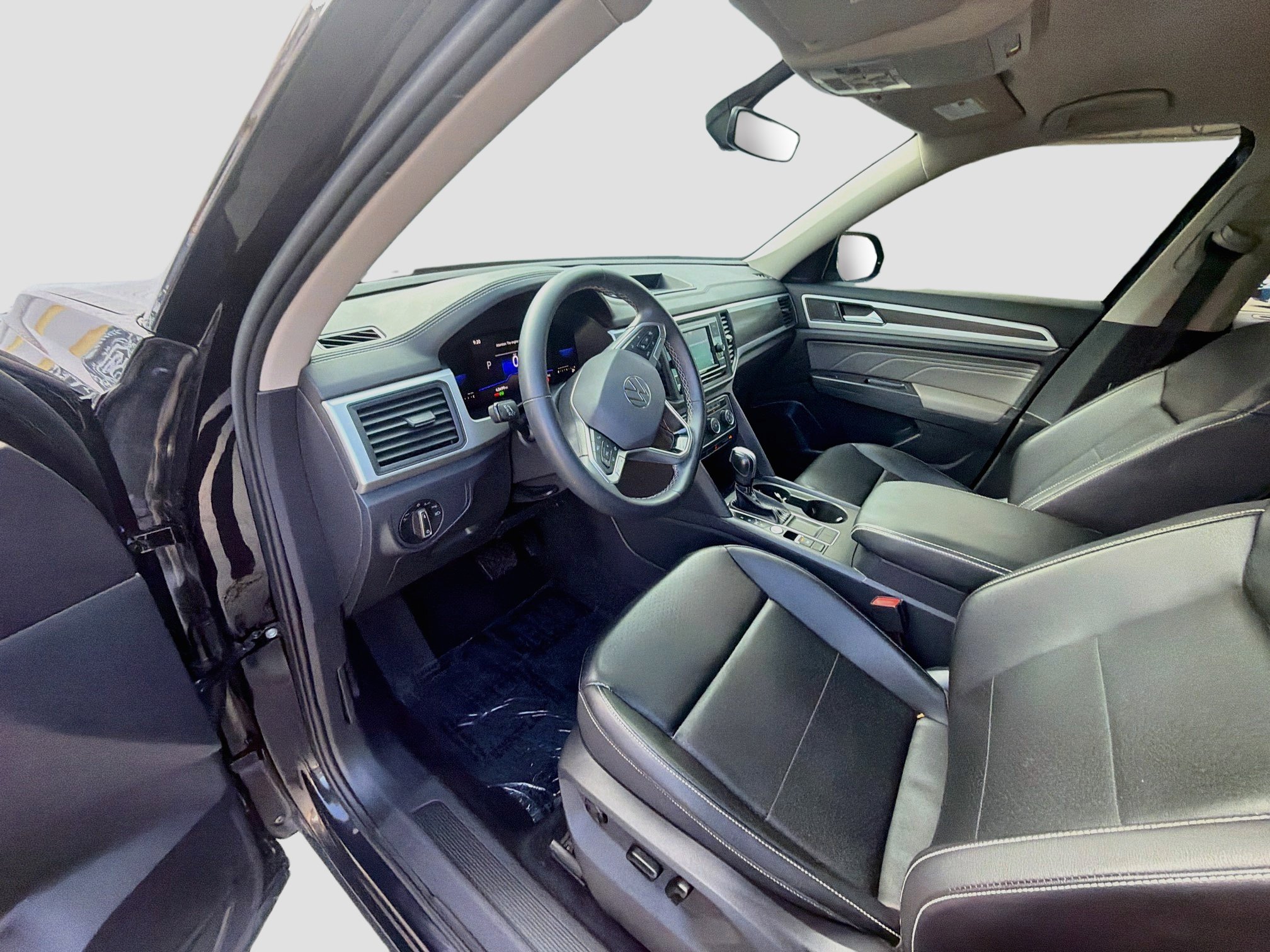 Used 2022 Volkswagen Atlas SE FWD image 9
