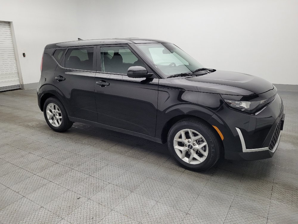 Used 2025 Kia Soul LX w/ LX Technology Package image 11