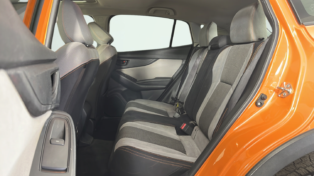 Used 2018 Subaru Crosstrek 2.0i Premium w/ Moonroof Package AWD/4WD image 16