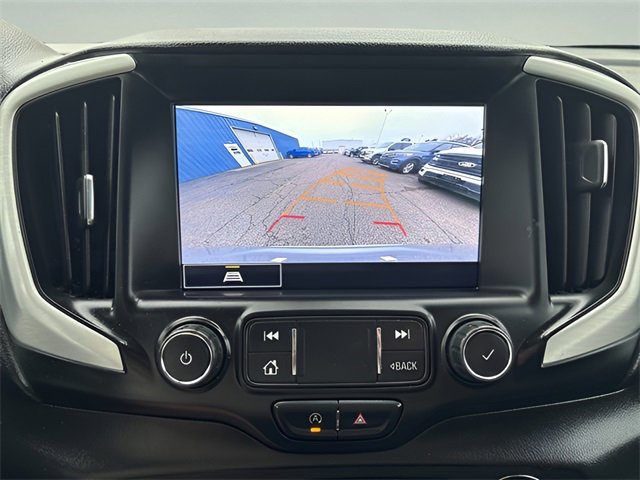 Used 2022 GMC Terrain SLT image 13