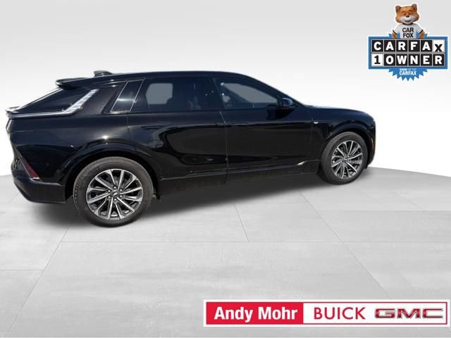 Used 2025 Cadillac Lyriq Sport AWD/4WD image 12