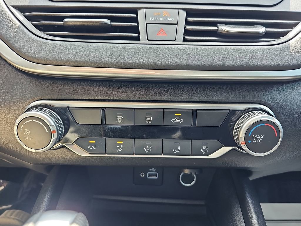 Used 2024 Nissan Altima 2.5 S image 28