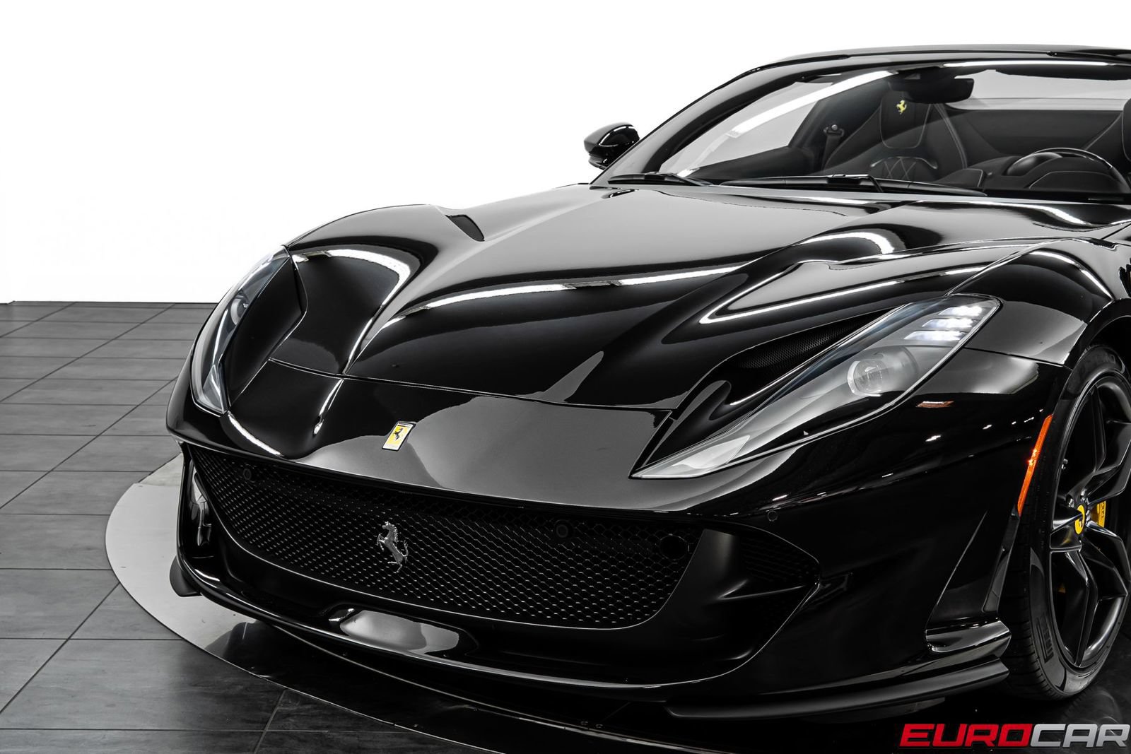 Used 2022 Ferrari 812 GTS RWD image 15