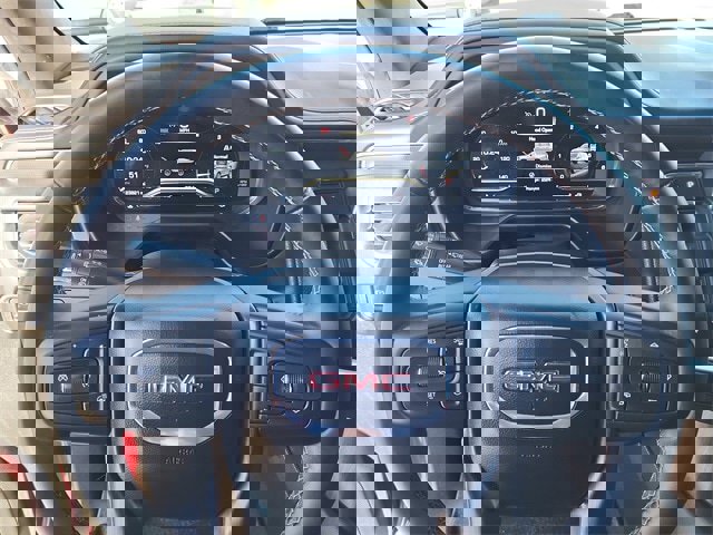 Used 2024 GMC Yukon XL AT4 image 10