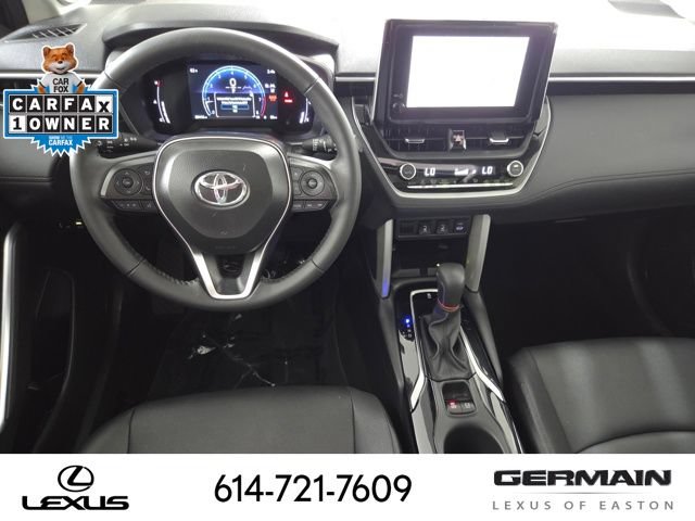 Used 2024 Toyota Corolla Cross XLE w/ Convenience Package AWD/4WD image 19