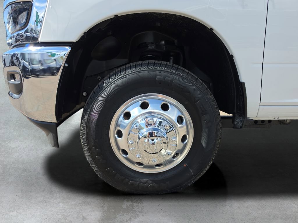New 2026 RAM 3500 Tradesman w/ Chrome Appearance Group image 22