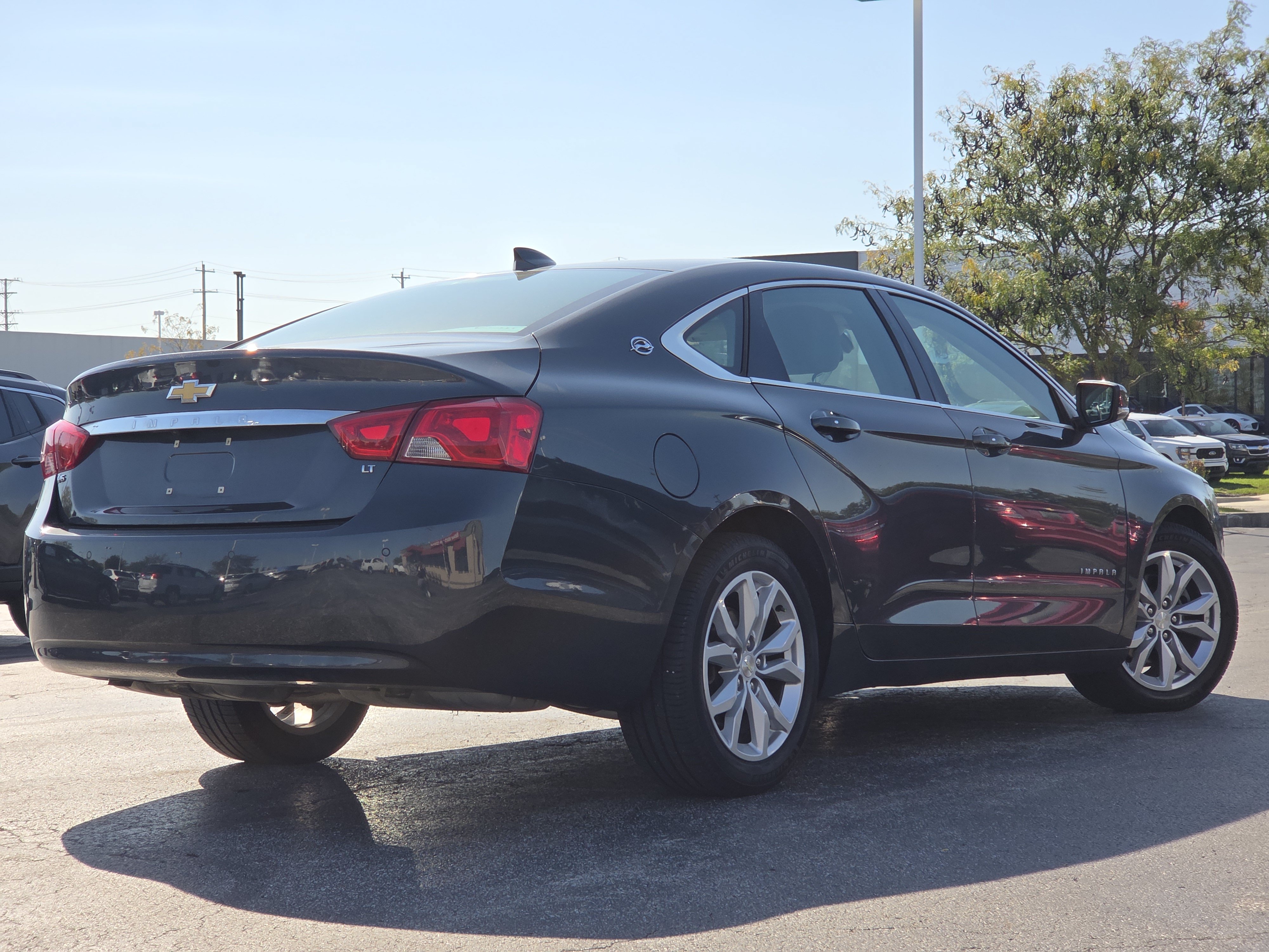 Used 2019 Chevrolet Impala LT w/ LT Convenience Package FWD image 10