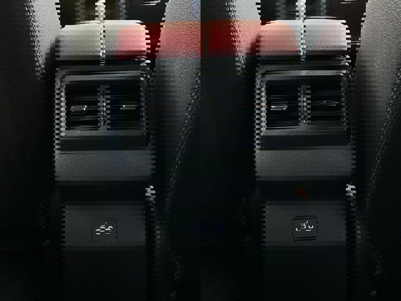 Used 2025 MAZDA CX-50 2.5 Hybrid w/ Premium Plus Pkg image 12