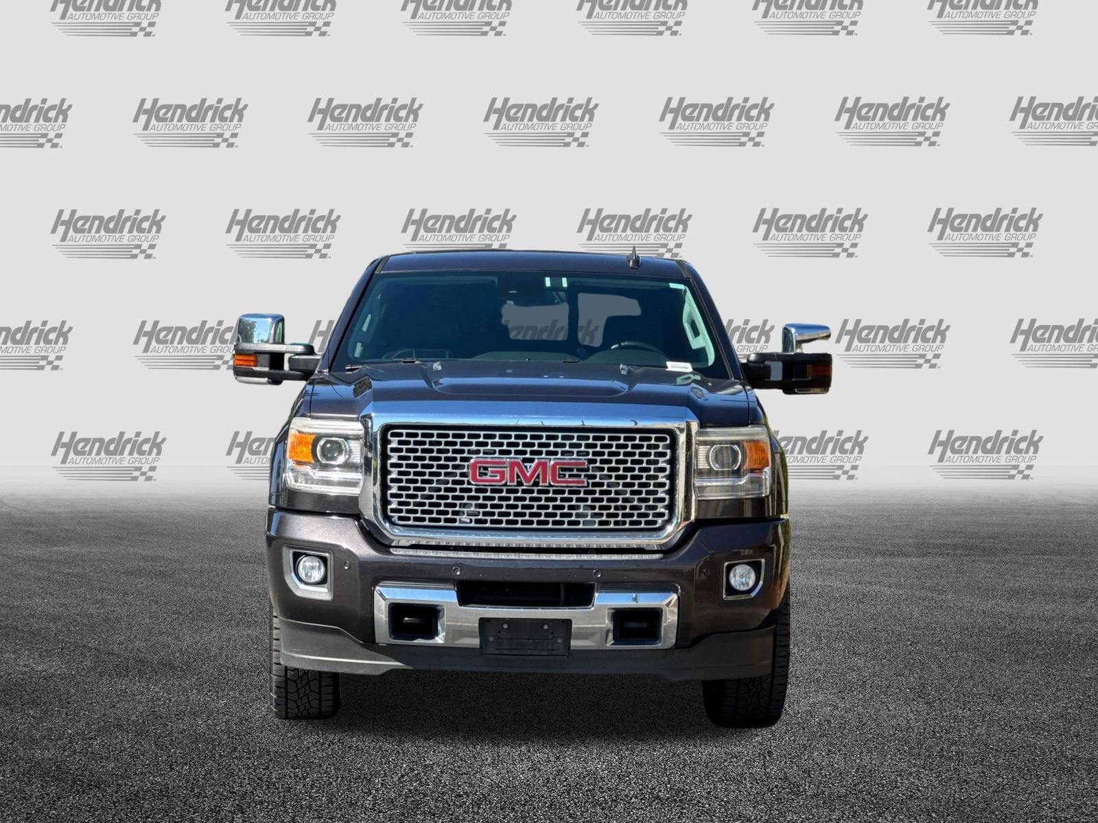Used 2015 GMC Sierra 2500 Denali w/ Duramax Plus Package AWD/4WD image 10