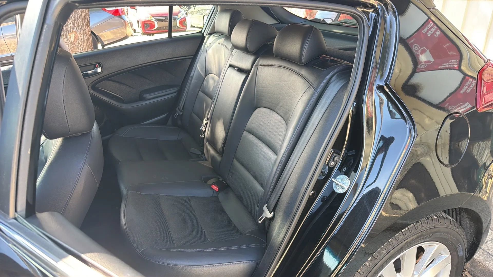 Used 2015 Kia Forte EX w/ EX Premium Package FWD image 12