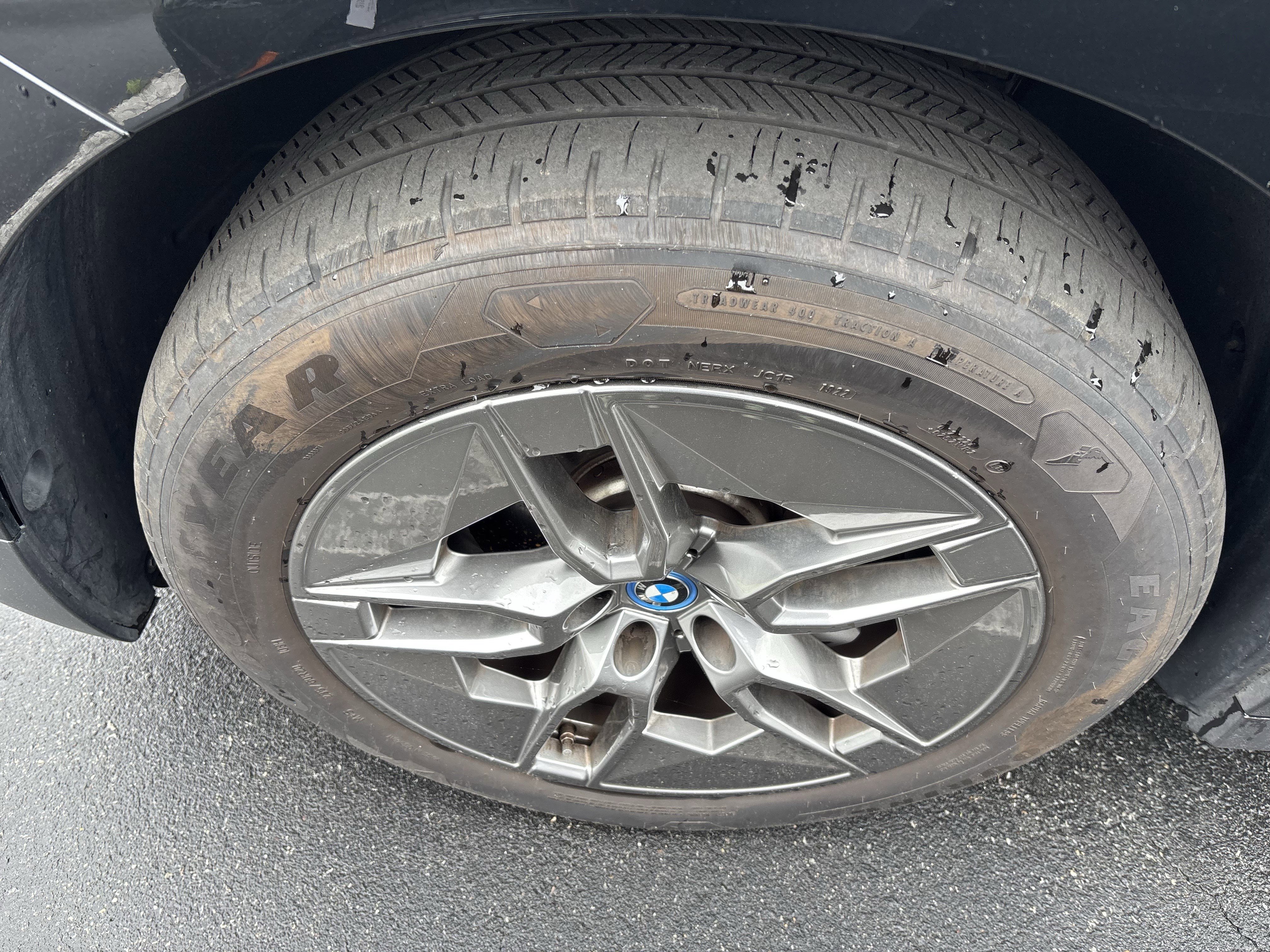 Certified 2023 BMW iX xDrive50 AWD/4WD image 37