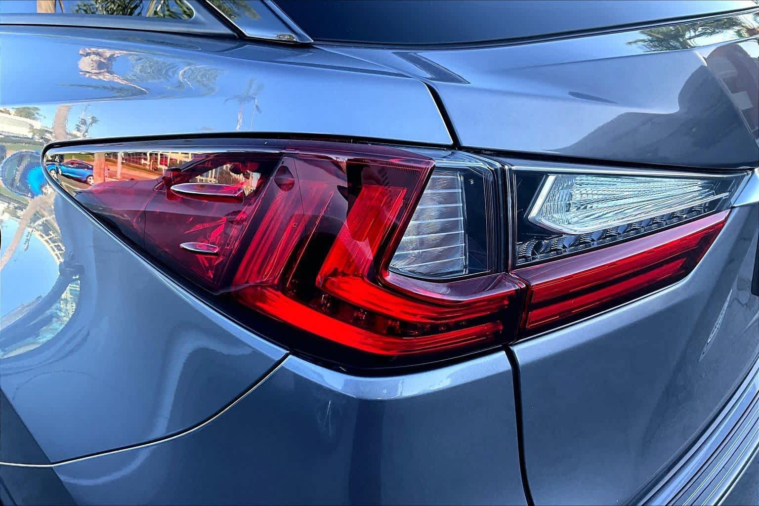 Used 2016 Lexus RX 450h AWD w/ Cold Weather Package image 27