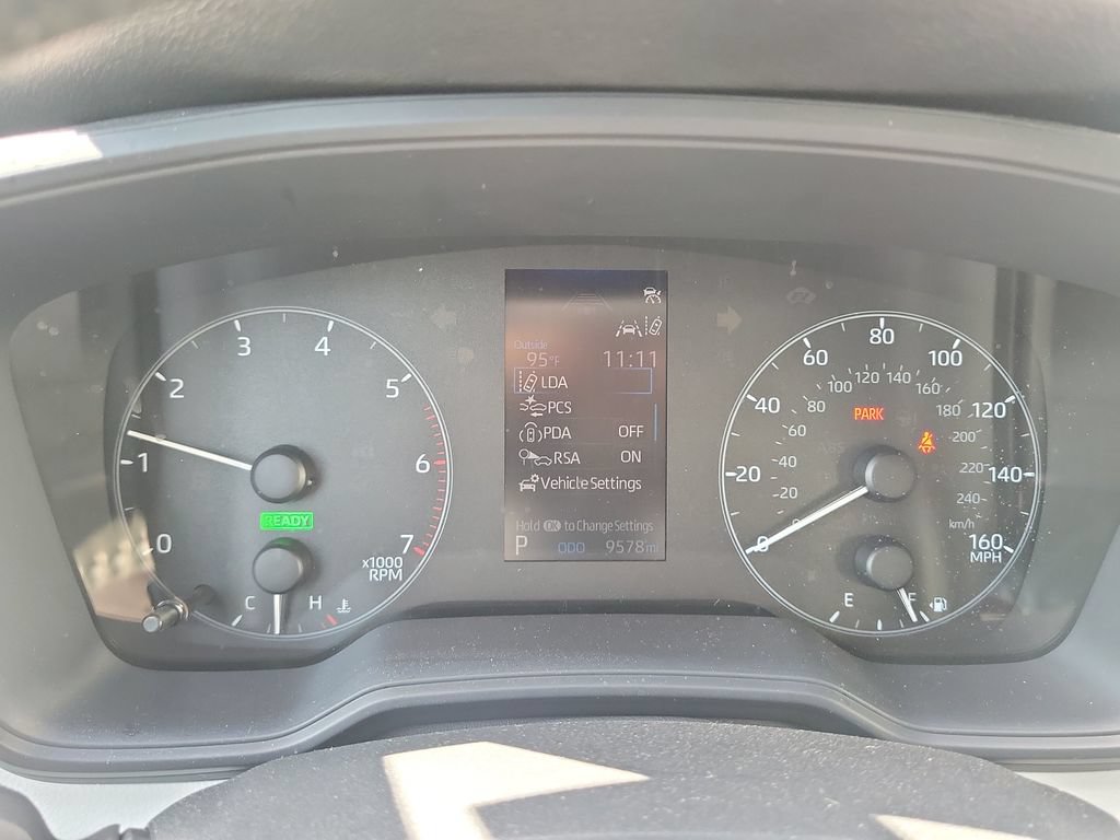 Certified 2024 Toyota Corolla SE FWD image 13
