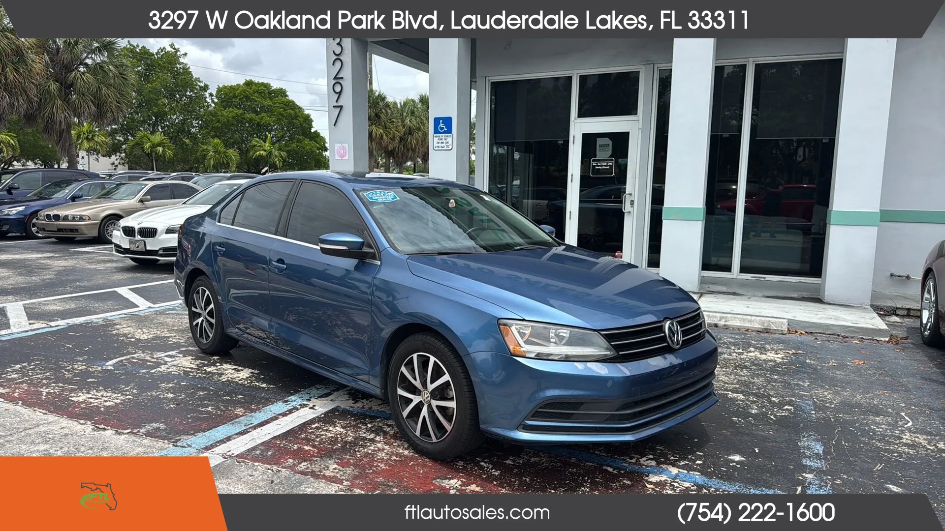 Used 2017 Volkswagen Jetta SE FWD image 2