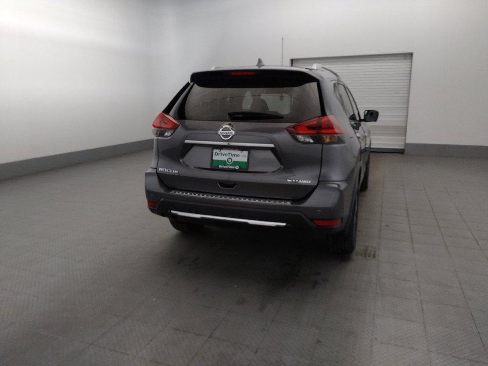 Used 2019 Nissan Rogue SV w/ Premium Package AWD/4WD image 7