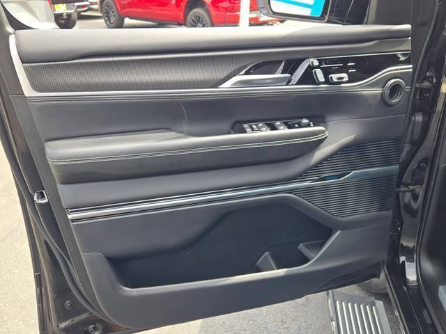 Certified 2024 Jeep Grand Wagoneer Series II Obsidian w/ Quick Order Packagew 28T AWD/4WD image 29