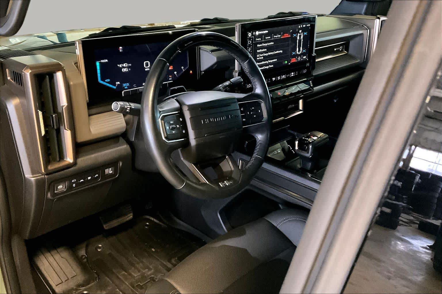 Used 2024 GMC Hummer EV 3X AWD/4WD image 16