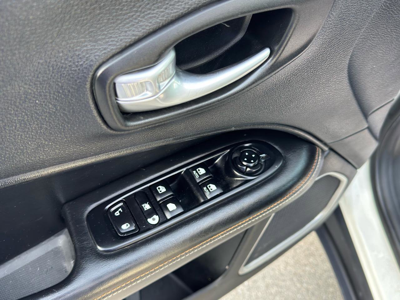 Used 2020 Jeep Compass Sport AWD/4WD image 9