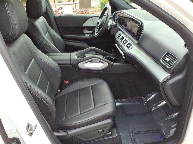 Certified 2025 Mercedes-Benz GLE 450e 4MATIC w/ Driver Assistance Package image 16