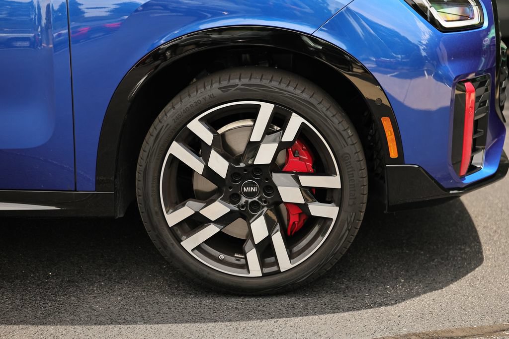 Used 2025 MINI Cooper Countryman John Cooper Works w/ Comfort Package Max AWD/4WD image 5