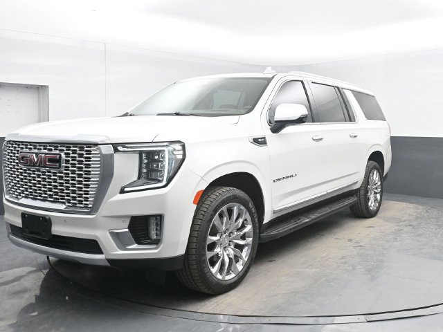 Used 2021 GMC Yukon XL Denali AWD/4WD image 10