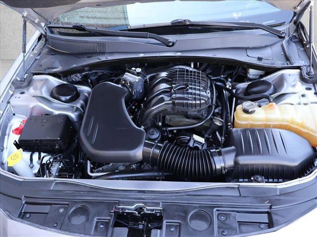 Used 2013 Chrysler 300 Touring w/ Driver Convenience Group RWD image 25