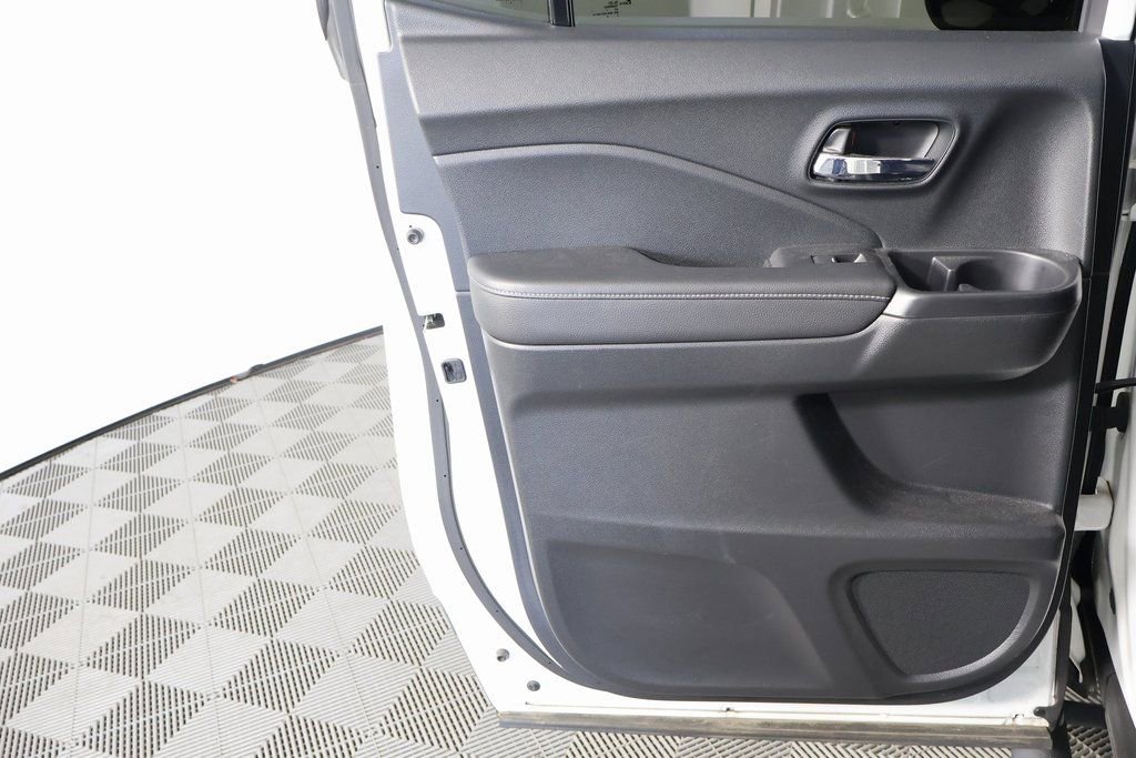Used 2021 Honda Ridgeline Sport image 11