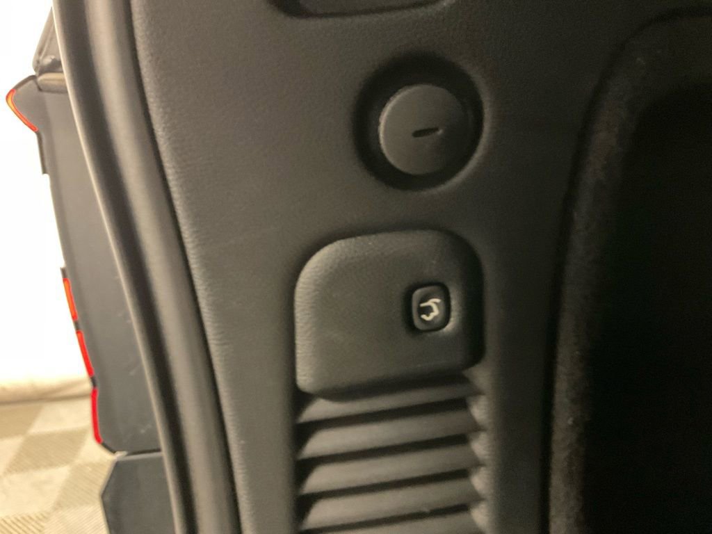 Used 2019 Dodge Durango R/T w/ Technology Group image 28