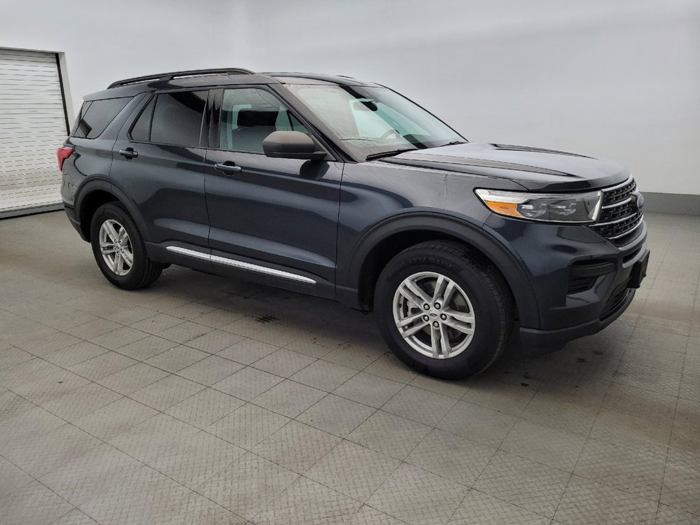 Used 2022 Ford Explorer XLT image 11
