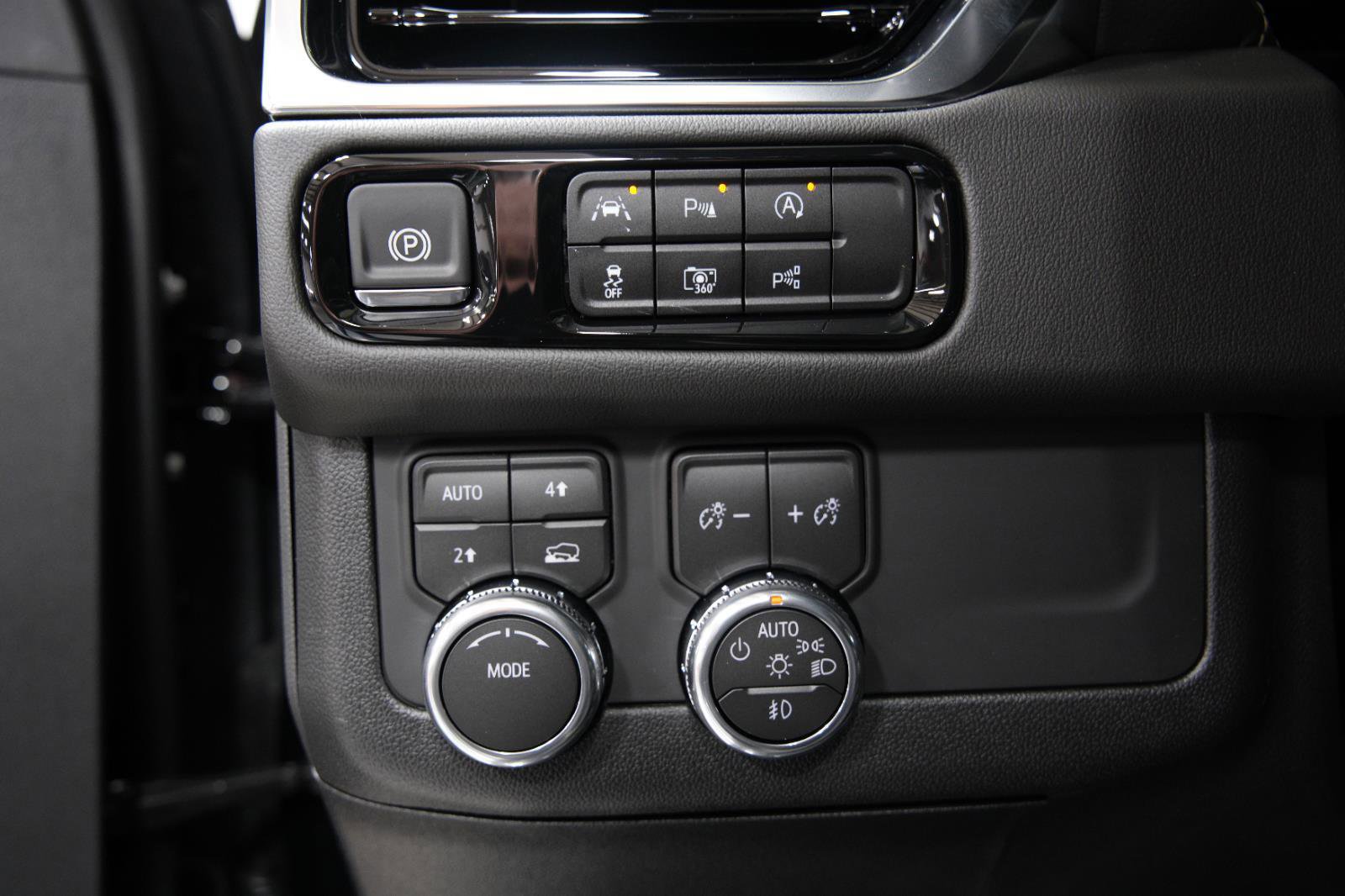 New 2026 GMC Yukon Elevation w/ LPO, Floor Liner Package image 30