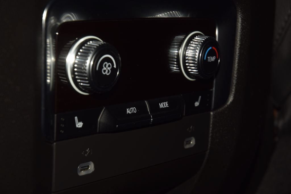 Used 2024 GMC Yukon XL Denali w/ Max Trailering Package AWD/4WD image 45