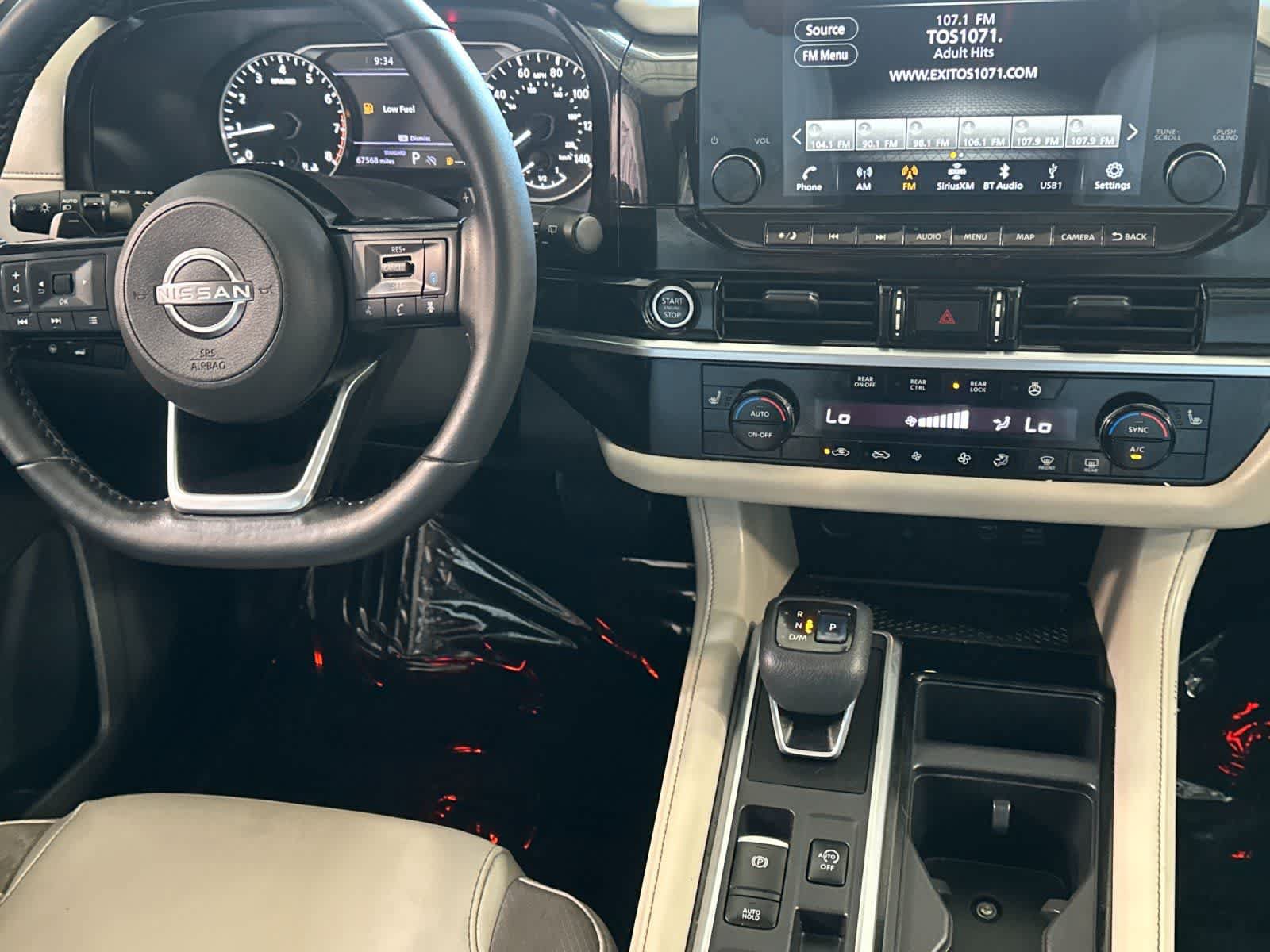 Used 2022 Nissan Pathfinder SL w/ SL Premium Package FWD image 15