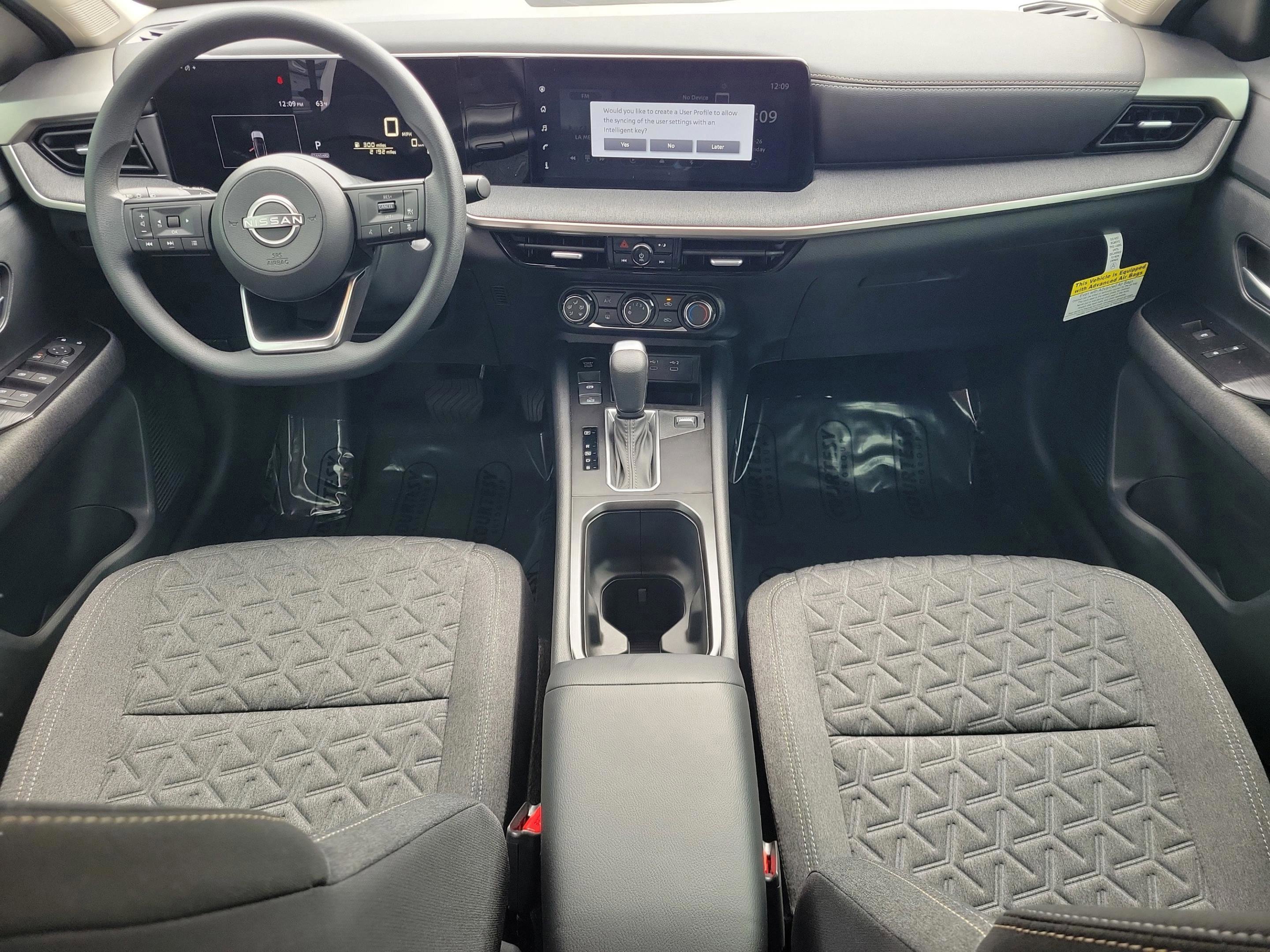 Certified 2025 Nissan Kicks SV image 28