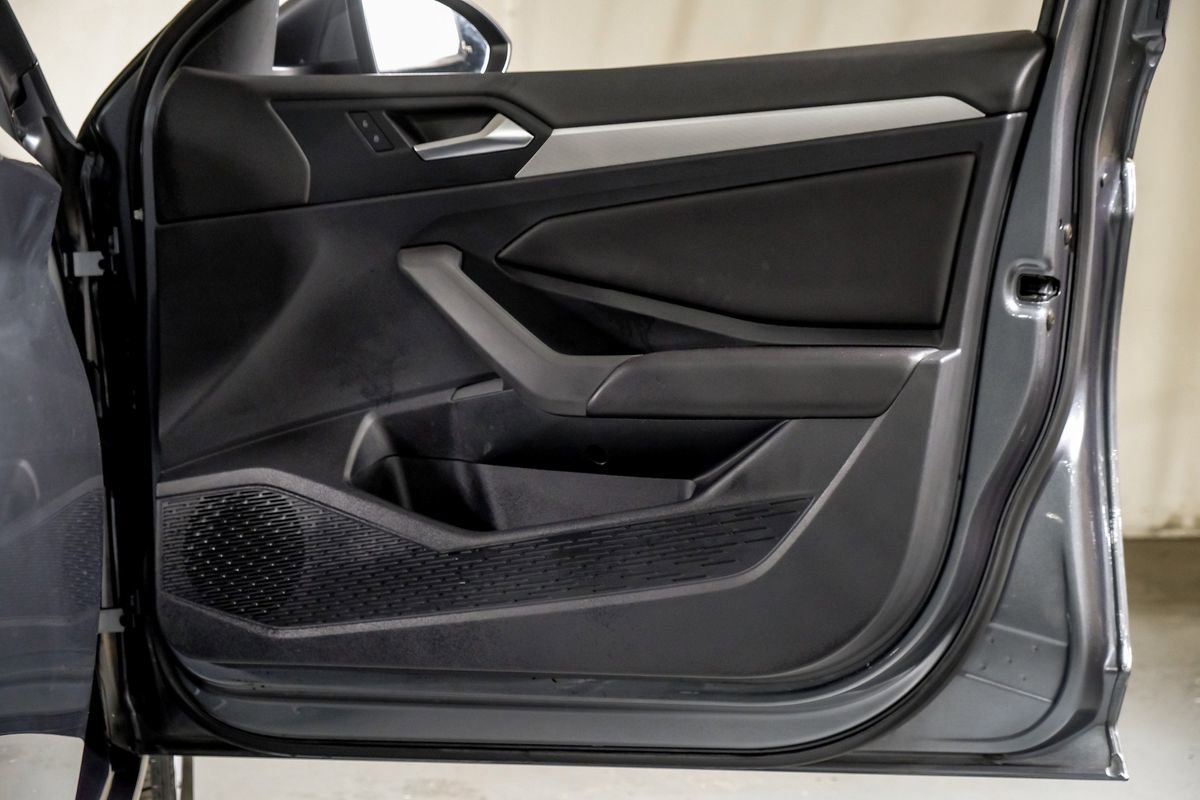 Used 2019 Volkswagen Jetta S w/ Driver Assistance Package image 31