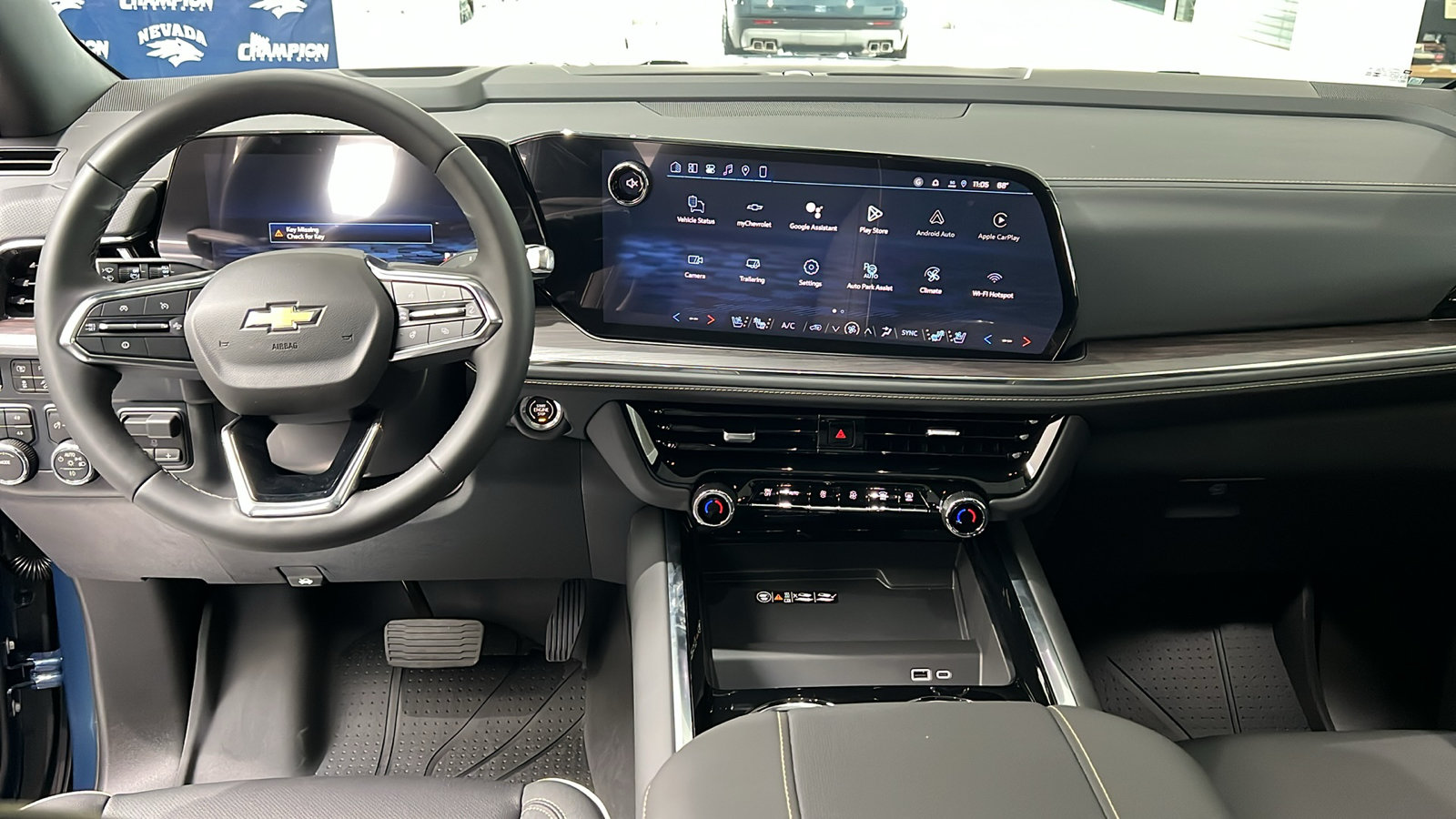New 2026 Chevrolet Suburban Premier w/ Sun And Tow Package AWD/4WD image 15