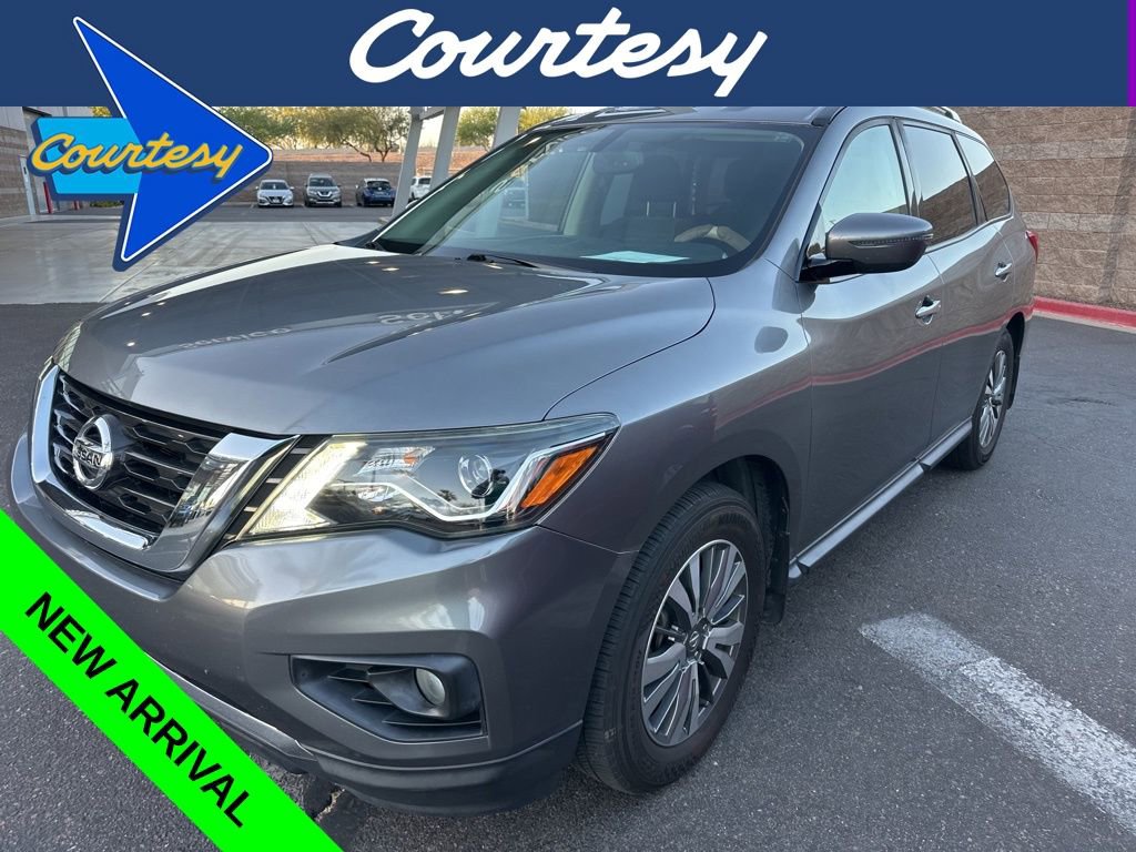 Used 2020 Nissan Pathfinder SV FWD image 1